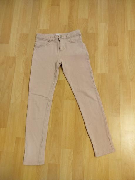 Balík- oblečko ako nové, 122–134