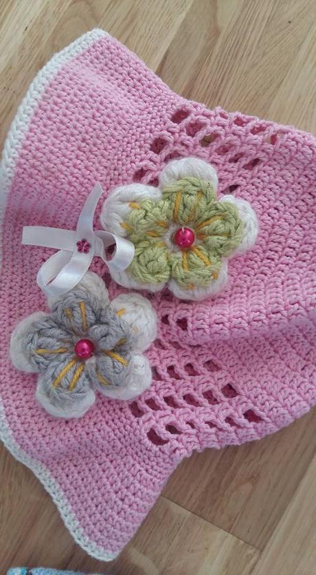 Rôzne čiapky na vek 3-6rokov, cena2,-/ks, 104–116