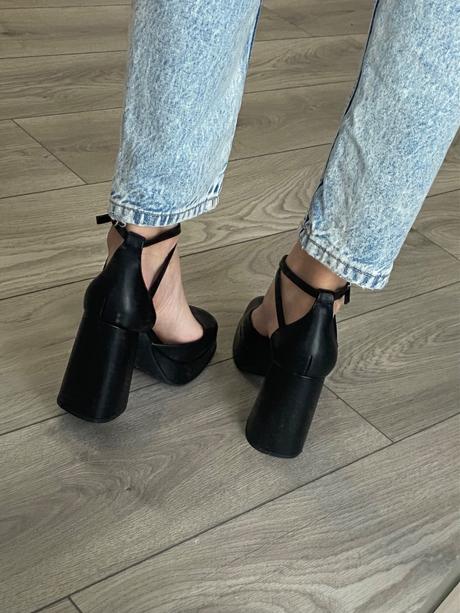 Topanky na vysokom opatku, deichmann,39