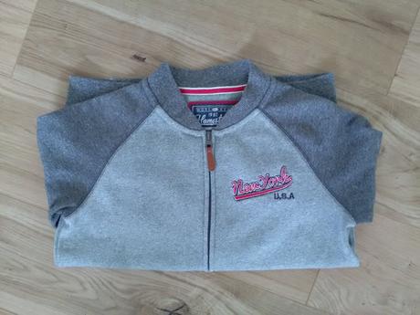 Mikina, c&a,146
