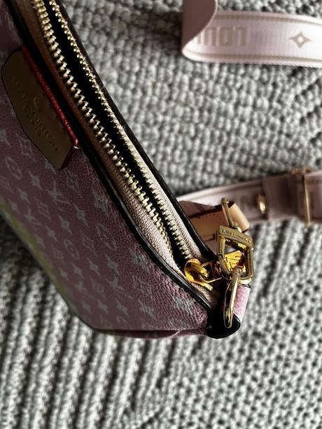 Crossbody kabelka,