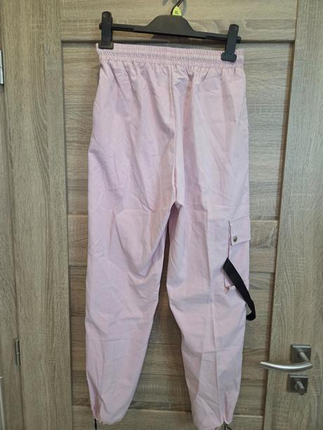 Šuštiakové nohavice, 164