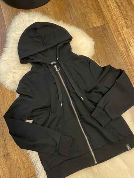 Kvalitná mikina bez poškodenia s-m, new yorker,s