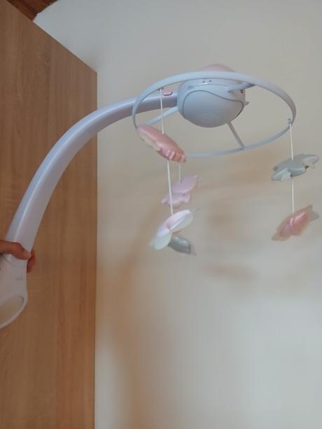 Kolotoč nad postieľku, 