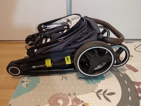 Športový kočík, petite&mars