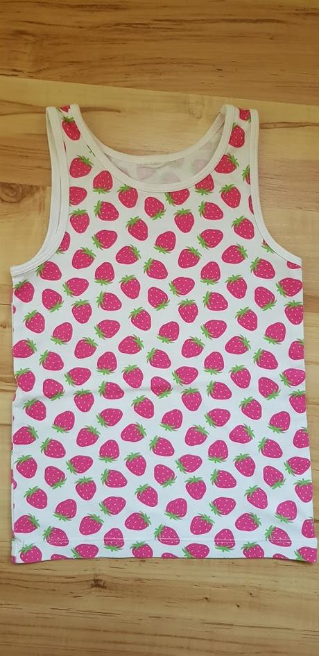 Tricko -natelnik s jahodami, h&m,110