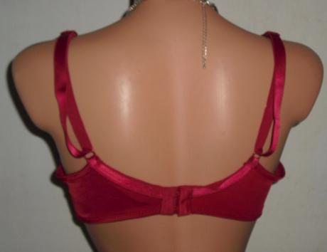 Cervena elegantna podprsenka, 80c
