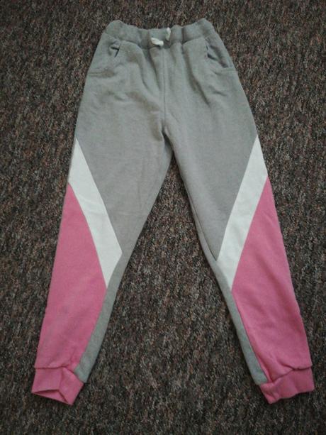 Tepláky, sinsay,128