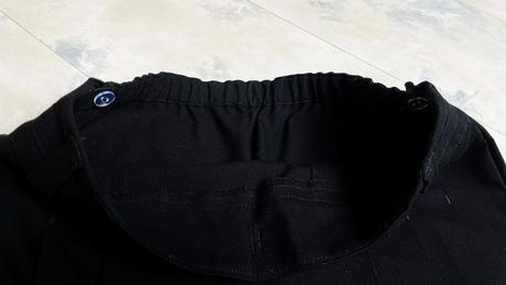 Skladaná suknička, marks & spencer,140