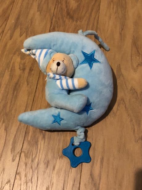 Hrajúci mesiačik na zavesenie, 