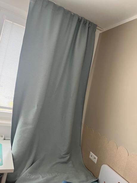 Ikea zavesy vilborg stmavujuce tyrkysove, 
