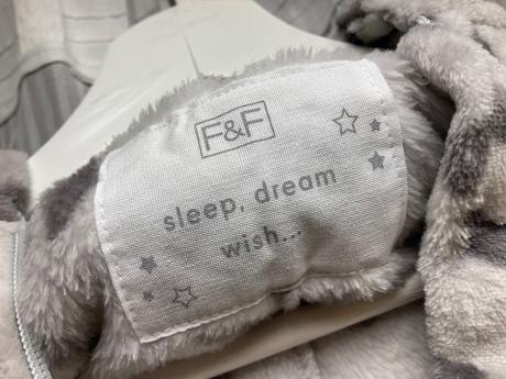 Teplé pyžamo, f&f,128