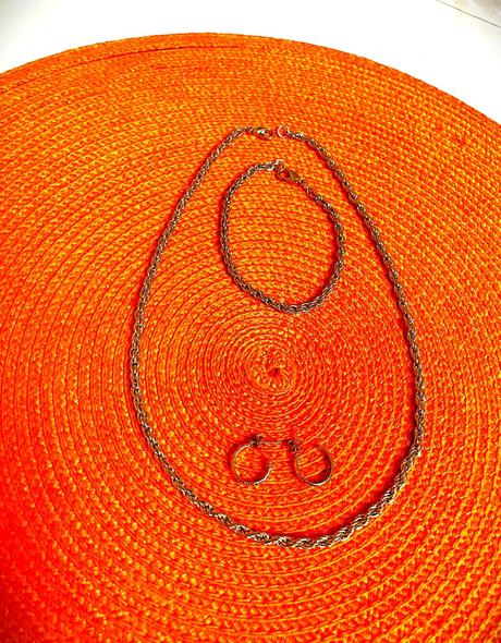 Súprava bižutérie,