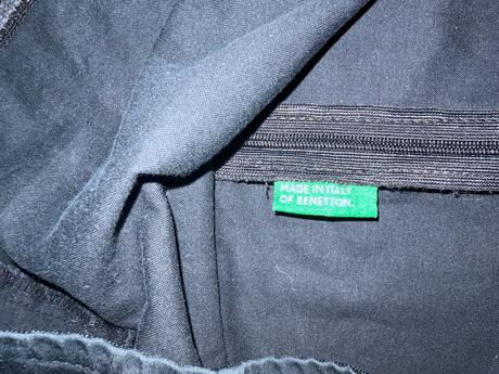 Jednoduché minišaty, benetton,s