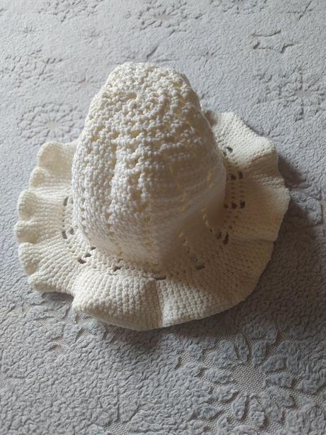 Háčkovany klubucik, 80 / 86 / 92 / 98