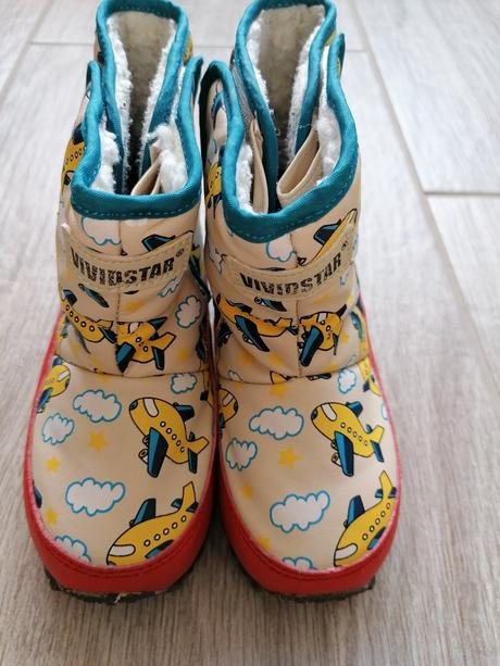 Lietadlove čižmičky, 26