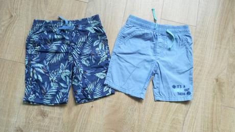 2x kraťasy lupilu 110/116 cena spolu, 110