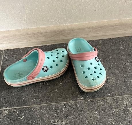 Crocs, crocs,29