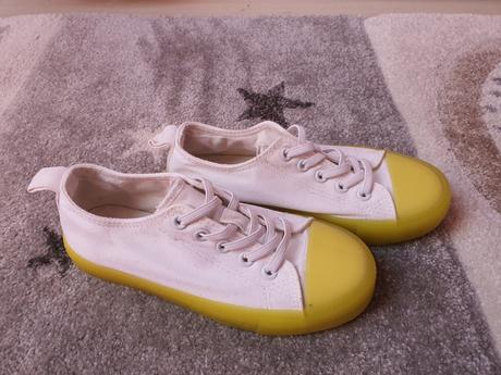 Tenisky, reserved,32