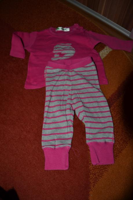 Tepláková súprava, 74