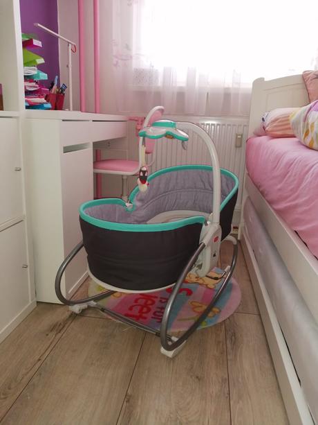 Lehátko tiny love,balík vecičiek,hračiek,avent,koš,