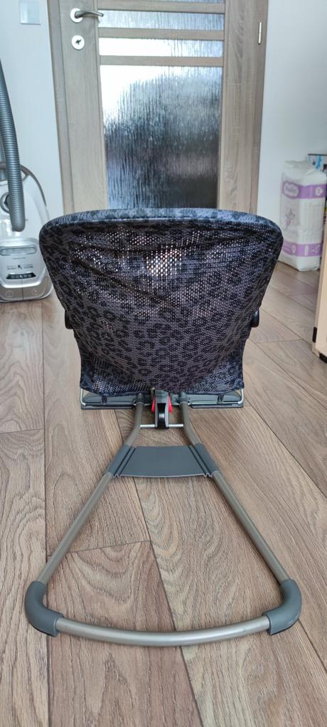 Babybjorn bouncer lehátko s hračkou, 