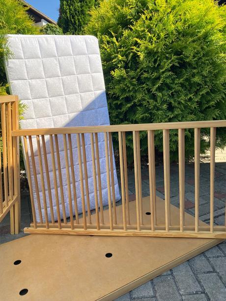 Drevená postieľka, šírka (cm): 60,dĺžka (cm): 120