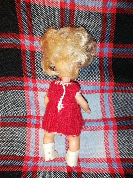 Retro bábika s topánkami, 