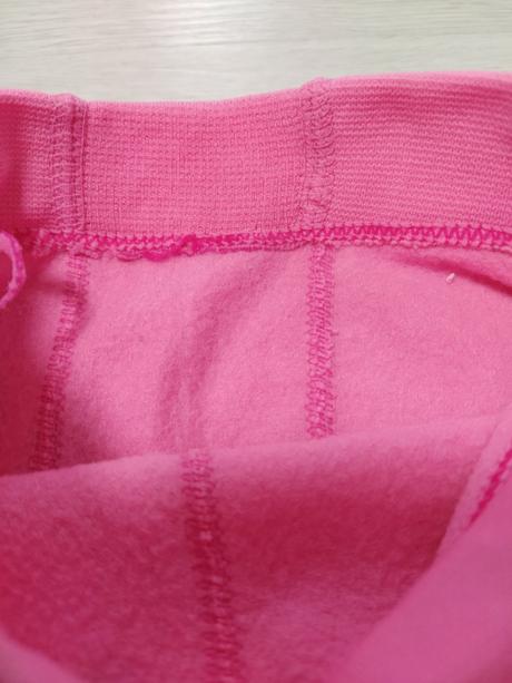 Teplejšie pančuchy ku sukničke.128/134, 128