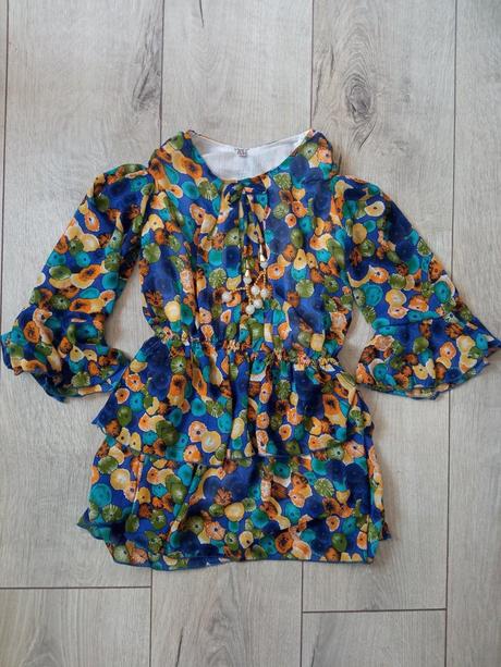 Dievčenské kvetované šaty, 122