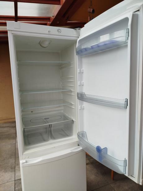 Chladnička s mrazničkou, whirlpool