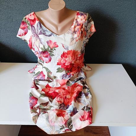 Kvietkovane saty, xl