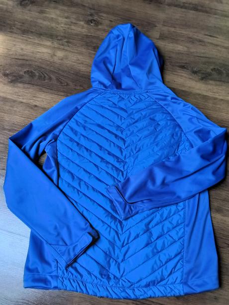 Hybridná bunda, 158