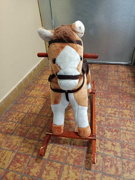 Hlupáci kôň pre deti, 