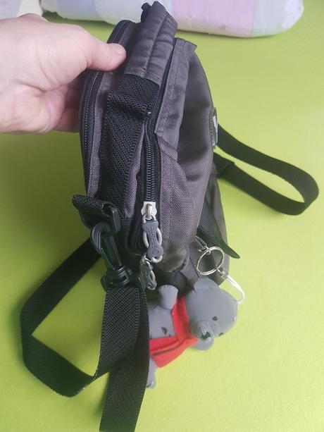 Taška/taštička/mini ruksak, 