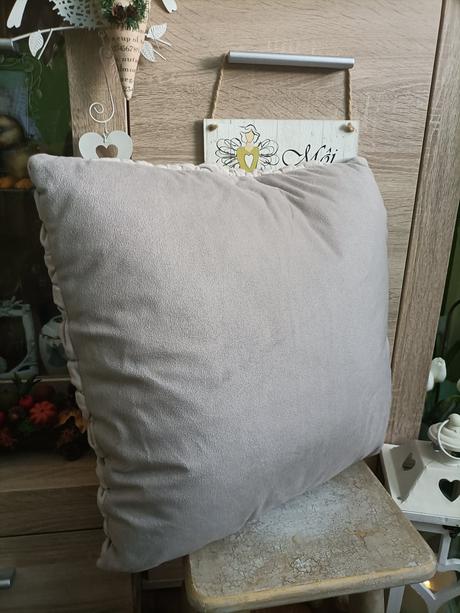 Krásny dekoračný vankúš výpredaj, 