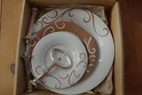 Keramický etažér, 