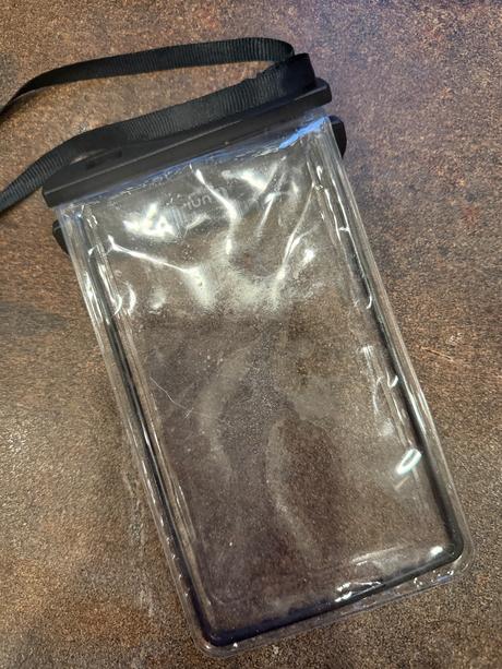 Vodotesný obal na mobil telefón, 