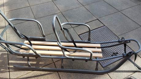 Sánky pre dvojičky, 