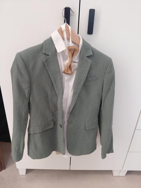 Raz oblečené sako- príjemná zelená farba-158, 158
