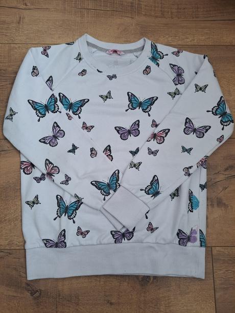 Motýľ mikina, lewro,152