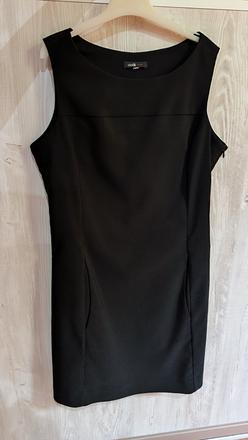 Malé čierne šaty, xs