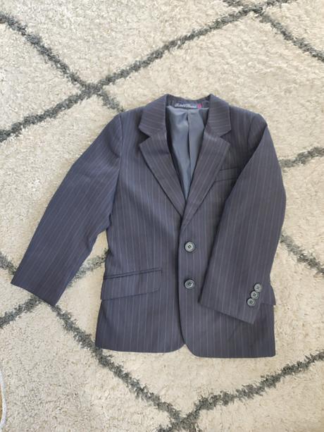 Chlapčenské sako, 110