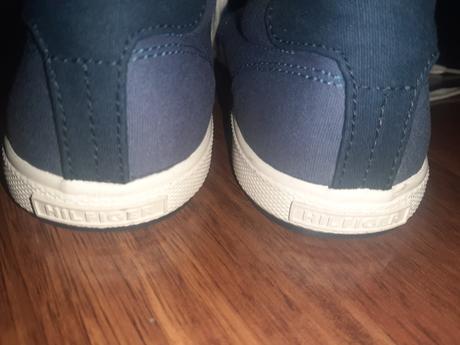 Th tenusky., tommy hilfiger,41