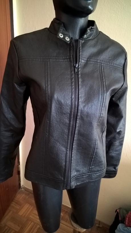 Koženková bunda, 38