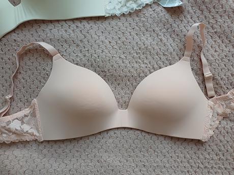 2ks vystúžené podprsenky bez kostíc 85c, sinsay,85c
