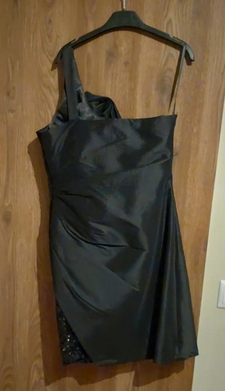 Šaty afrershock london, m