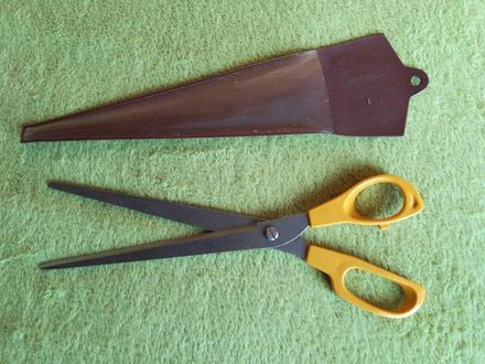 Nože a nožnice, 