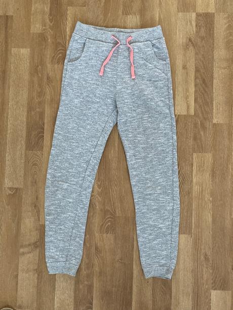 Tepláky v.146, pepco,146