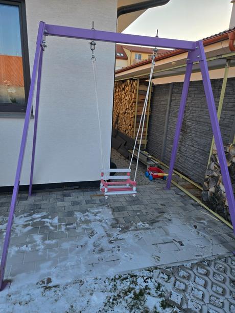 Hojdačka zelezna rozkladatelna, 